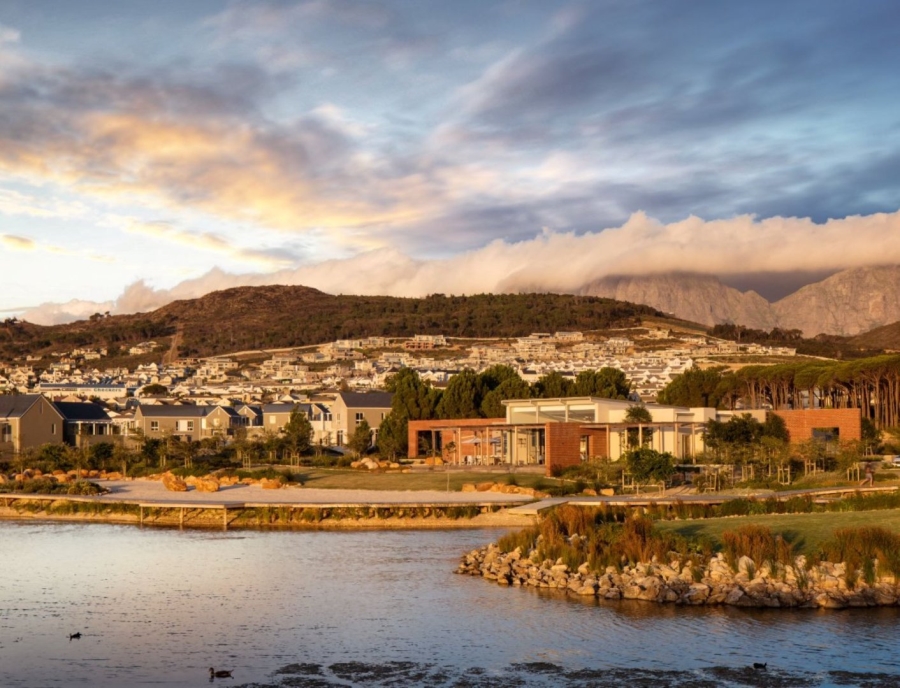 3 Bedroom Property for Sale in Somerset Lakes Western Cape